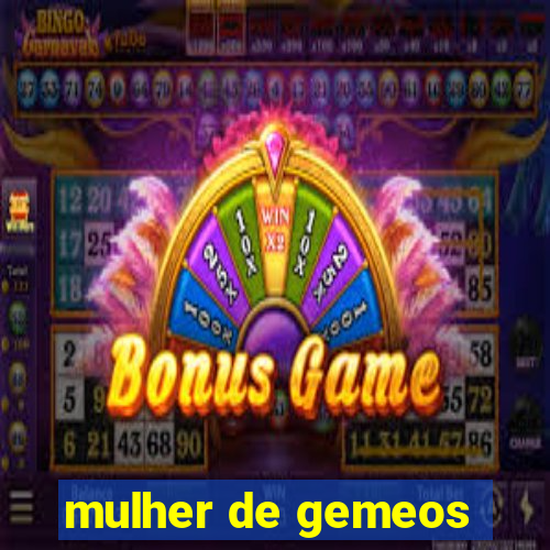mulher de gemeos